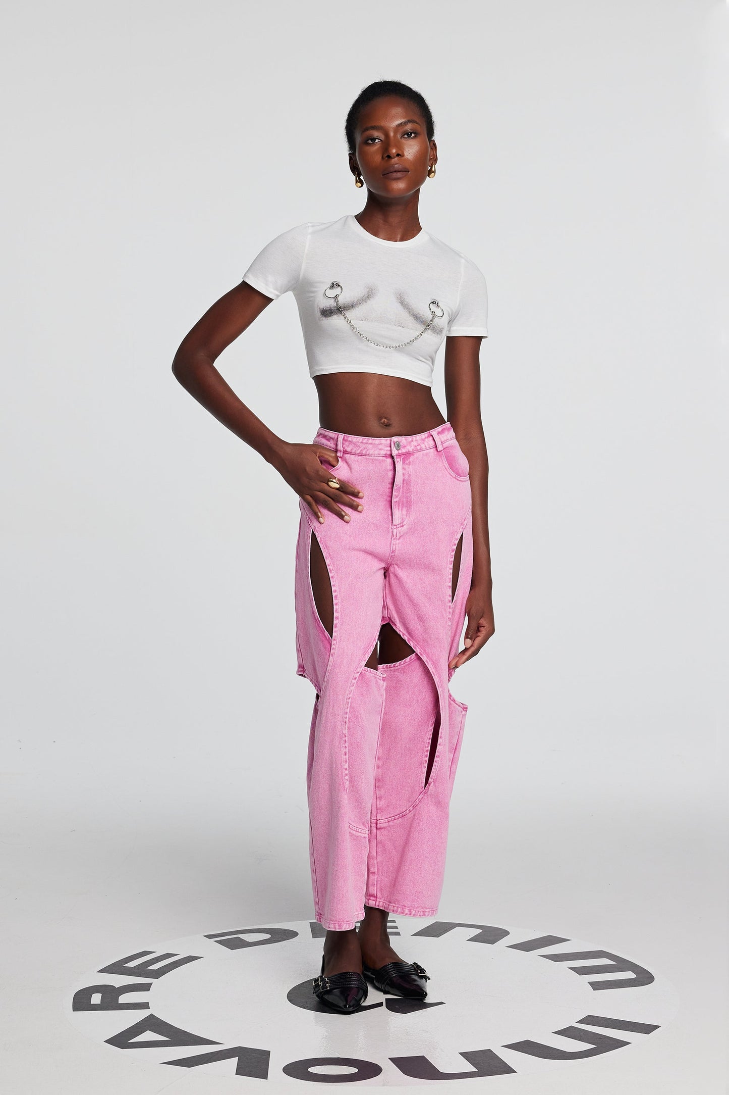 Lyric Cutout Cross Jeans In Pink