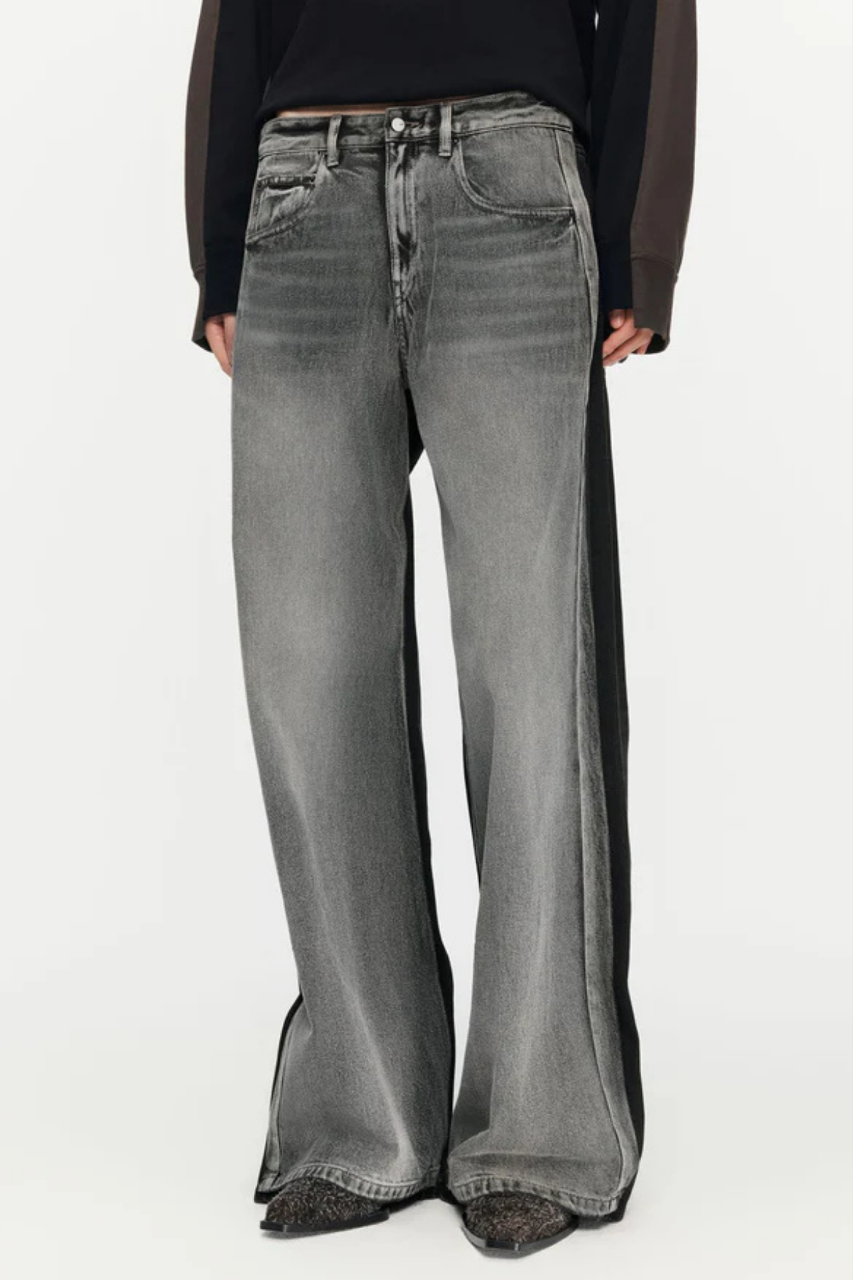 Anane Deconstruct Wide Jeans In Black