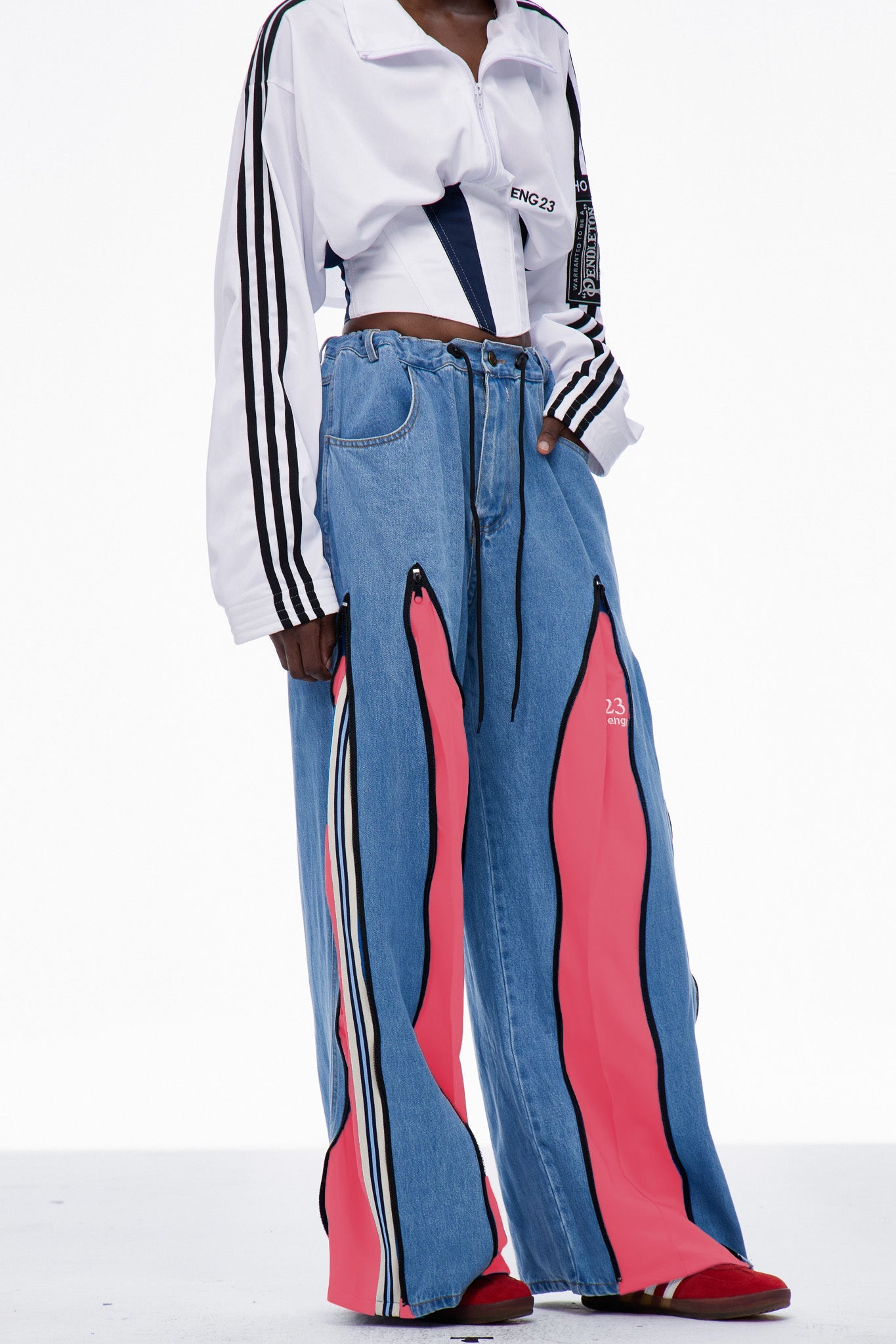 Caprina Deconstruct Zipper Jeans In Pink
