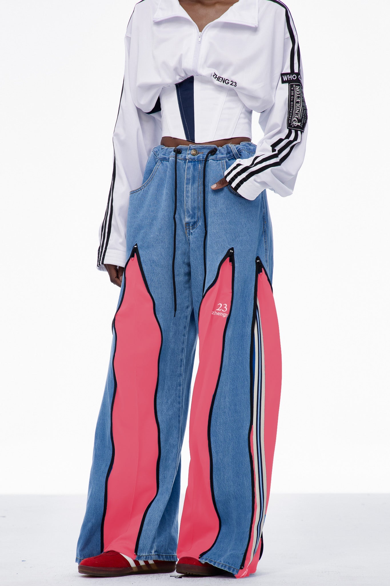 Caprina Deconstruct Zipper Jeans In Pink