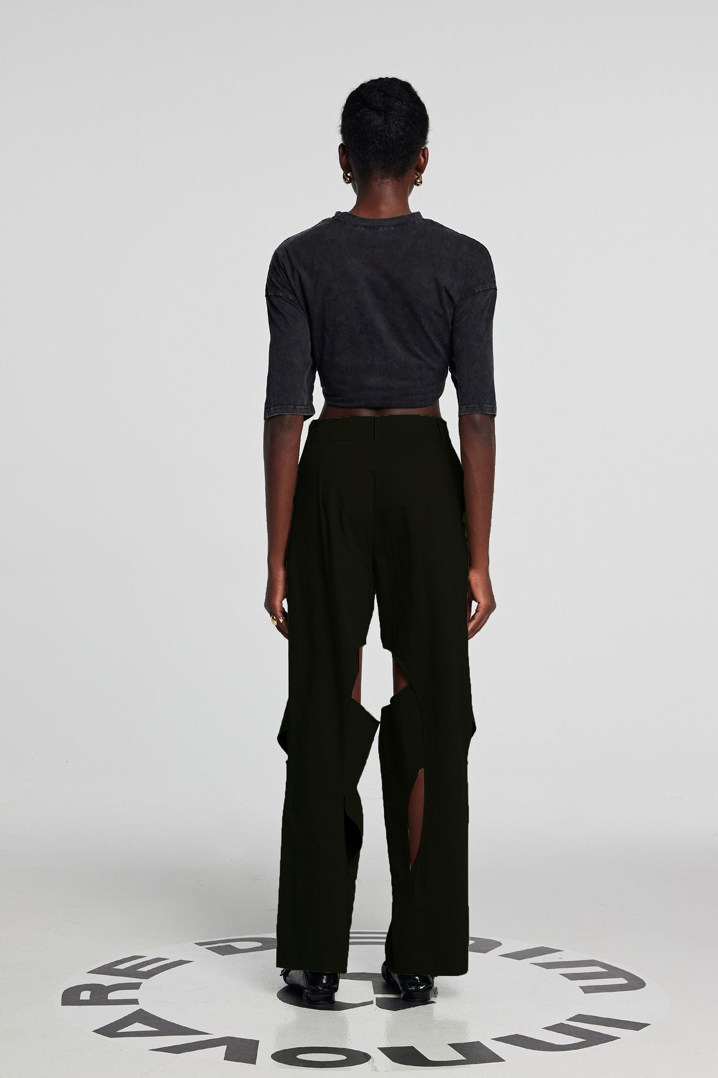 Leilany Cutout Cross Pants In Black