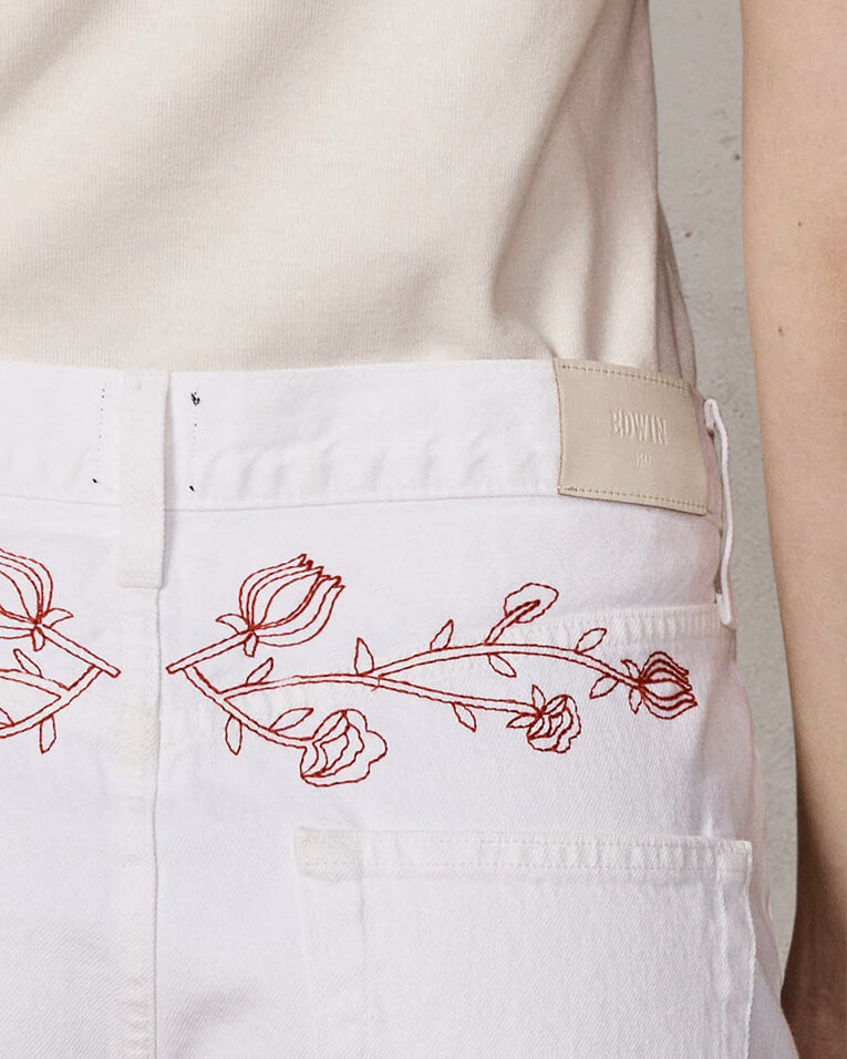 Cai Cut Off Short || White Noise Embroidery